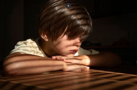 Understanding Childhood Schizophrenia: Symptoms and Treatment - Dr ...