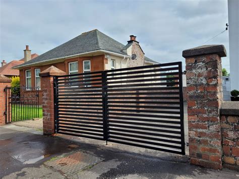 Modern Horizontal Slat Gates Dain Art Iron