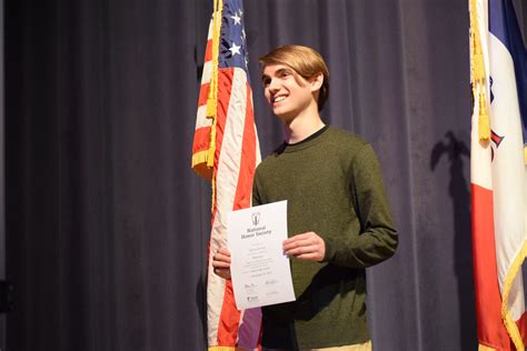 New Members Inducted into National Honor Society – College Community