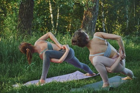 Yoga y salud mental cómo el yoga puede ayudarte a mejorar tu bienestar