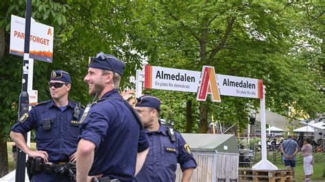 Var Tredje Politiker Utsatt F R Hot F Rsvagar Demokratin Nyheter Ekot Sveriges Radio