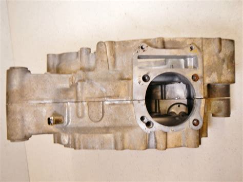 92 Suzuki Quadrunner LT230E LT230 LT 230 E Engine Motor Crankcase Crank