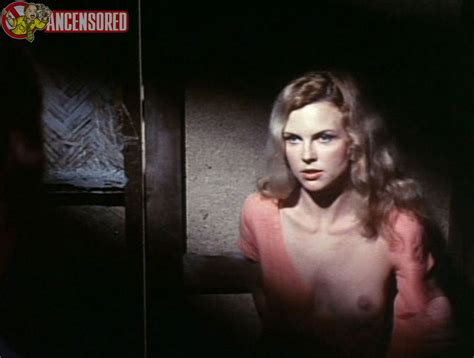 Naked Roberta Collins In The Big Doll House