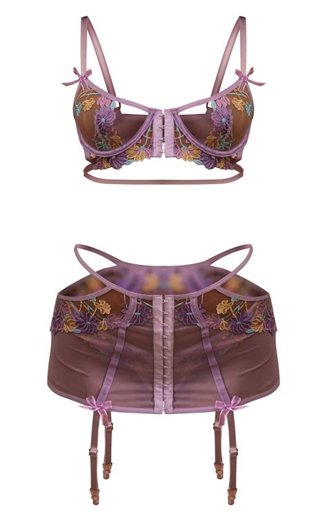Ensemble lingerie 3 pièces dentelle lilas à fleurs brodées jupe PrettyLittleThing FR