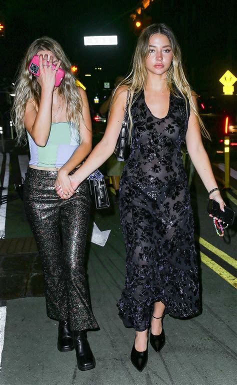 Madelyn Cline's VMAs Fashion - Truth or Fiction