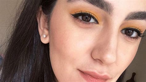 The Tricks That Will Help You Rock Yellow Eyeshadow Confidently ...