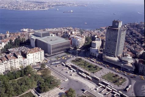 Taksim Meydan Hatirlayan Eh R Taksim Den Sultanahmet E Mekan Ve