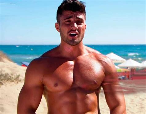 Rogan O Connor Desnudo Azotado Y Con Nata En El Culo Cromosomax