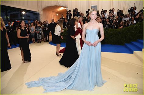 Elle Fanning Is A Fairy Princess For Met Gala 2017 Photo 1084968