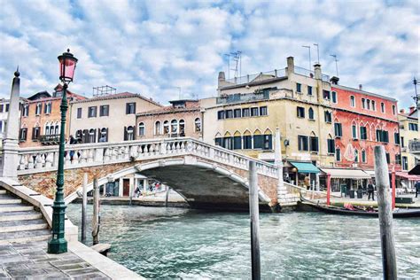 A Guide To The Most Famous Bridges In Venice Italy