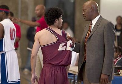 Coach Carter movie review & film summary (2005) | Roger Ebert