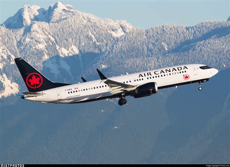 C GMIQ Boeing 737 8 MAX Air Canada Dana Low JetPhotos