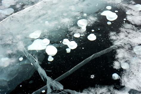 methane hydrate  ice   louise murray science photo library
