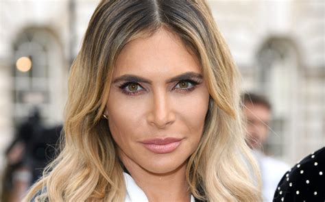 23 Intriguing Facts About Ayda Field