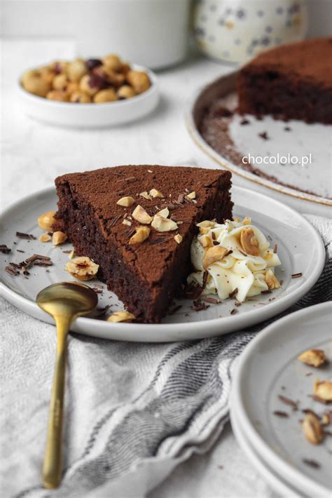 Bezm Czne Ciasto Czekoladowe Z Orzechami Laskowymi Chocololo Pl