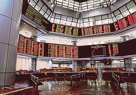 Bursa Malaysia Opens Slightly Lower Before Rebounding New Straits