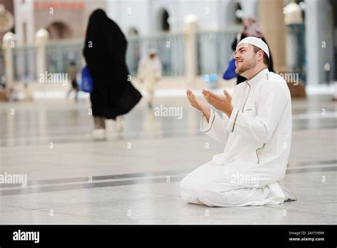 Makkah Kaaba Hajj Muslims Stock Photo Alamy