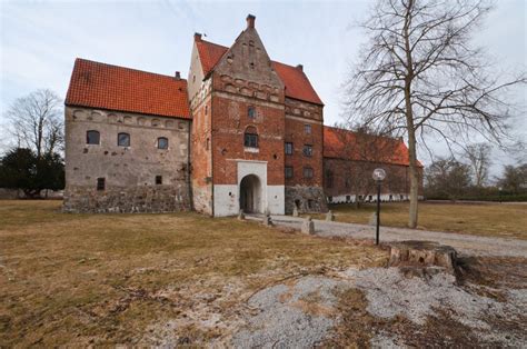 30 Best Swedish Castles, Palaces and Manor Homes (Photos)