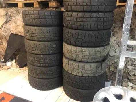 Lot 13 pneus Pirelli 14 pouces - pièces et voitures de course à vendre ...