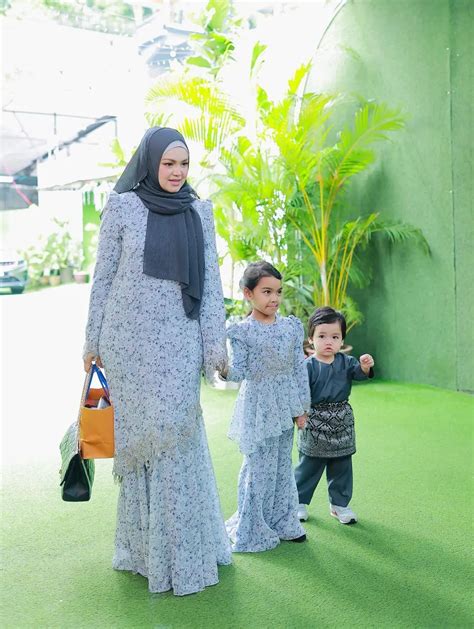 8 Inspirasi Baju Kurung Elegan Dari Public Figure Anisha Rosnah Ayu