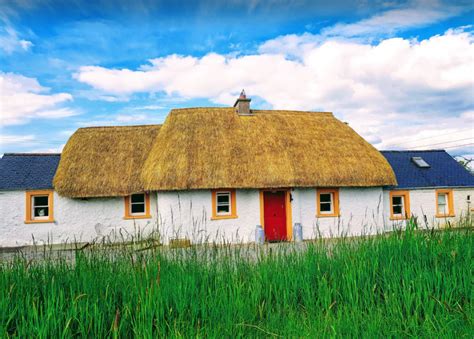 Summer 2021! Traditional Irish Thatch Cottage for €112/double. Free cancellation - Ireland ...