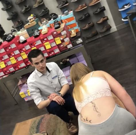 Sexy Ass Blonde In Leggings With Vtl Not Oc Spandex Leggings Yoga Pants Forum