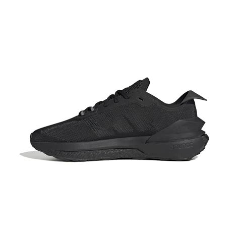 Ripley ZAPATILLAS HOMBRE ADIDAS URBANAS NEGRO AVRYN BOOST HP5982