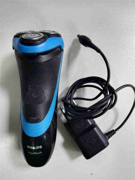 Купити Електробритва Б/У Philips AT750 AquaTouch (AT750/16), ціна 1645 ...