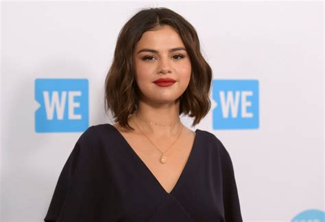 Selena Gomez New Album ‘rare’ Decoding The Lyrics To Every Song Us Weekly