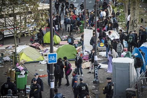 French Riot Police Begin Destroying Camps Full Of Uk Bound Migrants In