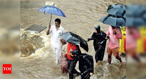 Mumbai Safe Despite Swollen Mithi River And Record Tide Mumbai News