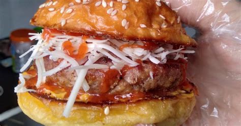 resep beef burger simple oleh hanipuff cookpad