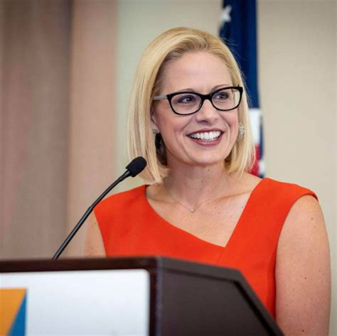 Kyrsten Sinema Wiki, Age, Height, Husband, Family, Biography & More ...