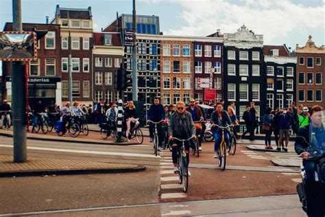 Vergeten Je Hand Uit Te Steken Tijdens Het Fietsen Deze Boetes Kun Je