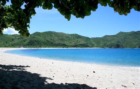 Best Time to Visit Kuta (Lombok): Weather and Temperatures. 1 Months to ...