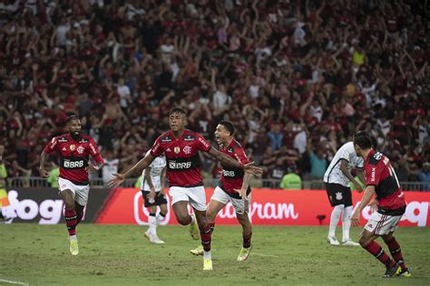 M Dico Explica Les O De Bruno Henrique E Arrascaeta Volta A Treinar