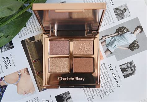 Charlotte Tilbury Luxury Palette Of Pearls Celestial Pearl