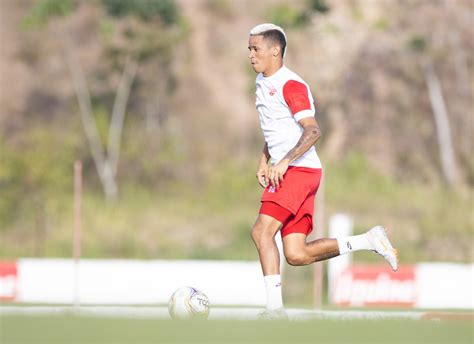 contrato até junho Erick admite desejo de ficar no Náutico por