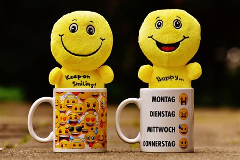 Free Images : color, yellow, smile, laugh, cheerful, face, happy, t ...