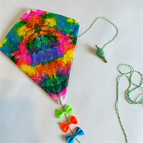 Make a Kite | The Make Company