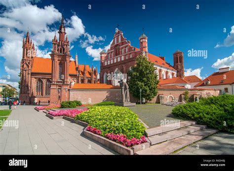 St Anne S Church In Vilnius Old Town Lithuania Stock Photo Alamy