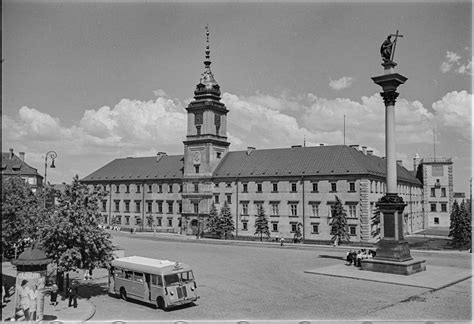 Obiekty Kolumna Zygmunta Iii Wazy I Zamek Kr Lewski