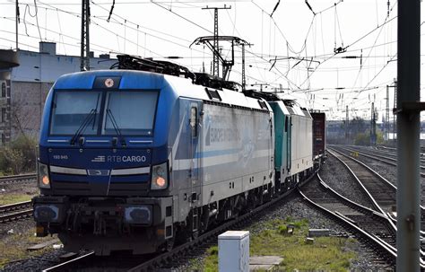 Rtb Cargo Gmbh D Ren D Mit Der Ell Vectron Nvr Nummer