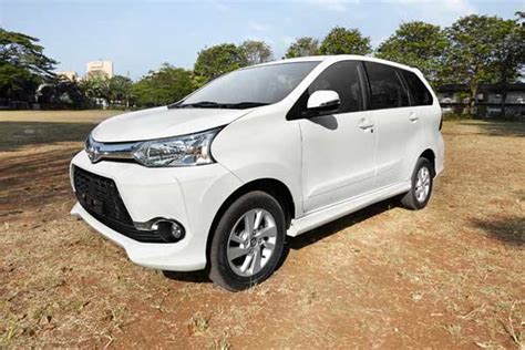 Toyota Utama Toyota Avanza Veloz Vs Honda Mobilio Rs Pilih Mana