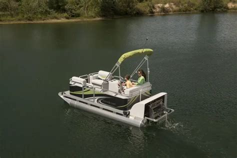 Electric Pontoon Boat - Pontoon Boats