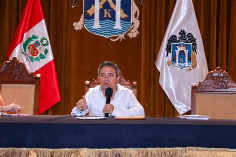 Arturo Fernández La MPT comprará 10 compactadoras Prensa Total