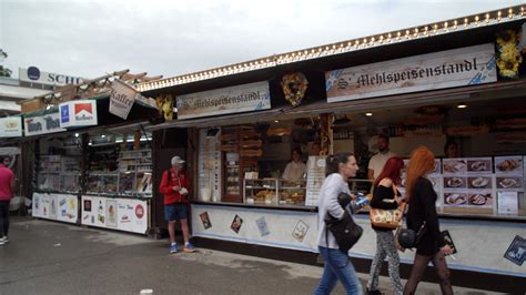 Schmankerl S Mehlspeisenstandl Wiesntv Wiesn Oktoberfest