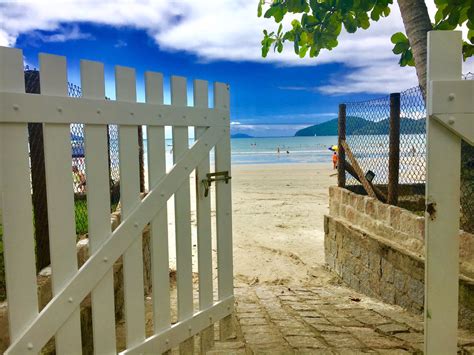 Casa Pé na Areia Praia da Enseada Ubatuba Casas para Alugar em