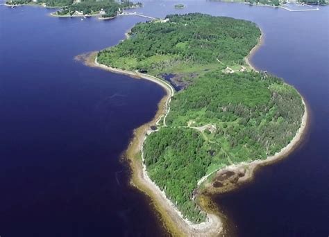 Unraveling The Mysteries Of Oak Island A Treasure Hunter S Paradise