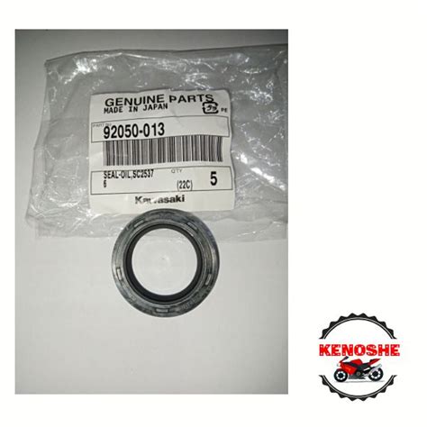 Engine Sprocket Oil Seal Pc Barako Genuine No